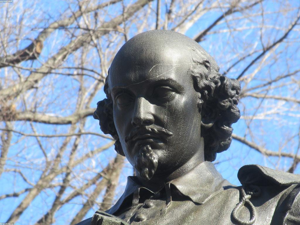 គុណវិបត្តិនៅក្នុងការសម្តែងល្ខោន