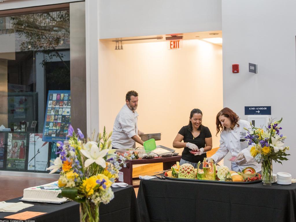 ព្រឹត្តិការណ៍និងពង្រីក៖ វិធីសាស្ត្រសម្រាប់ការបង្កើនអ្នកទស្សនា